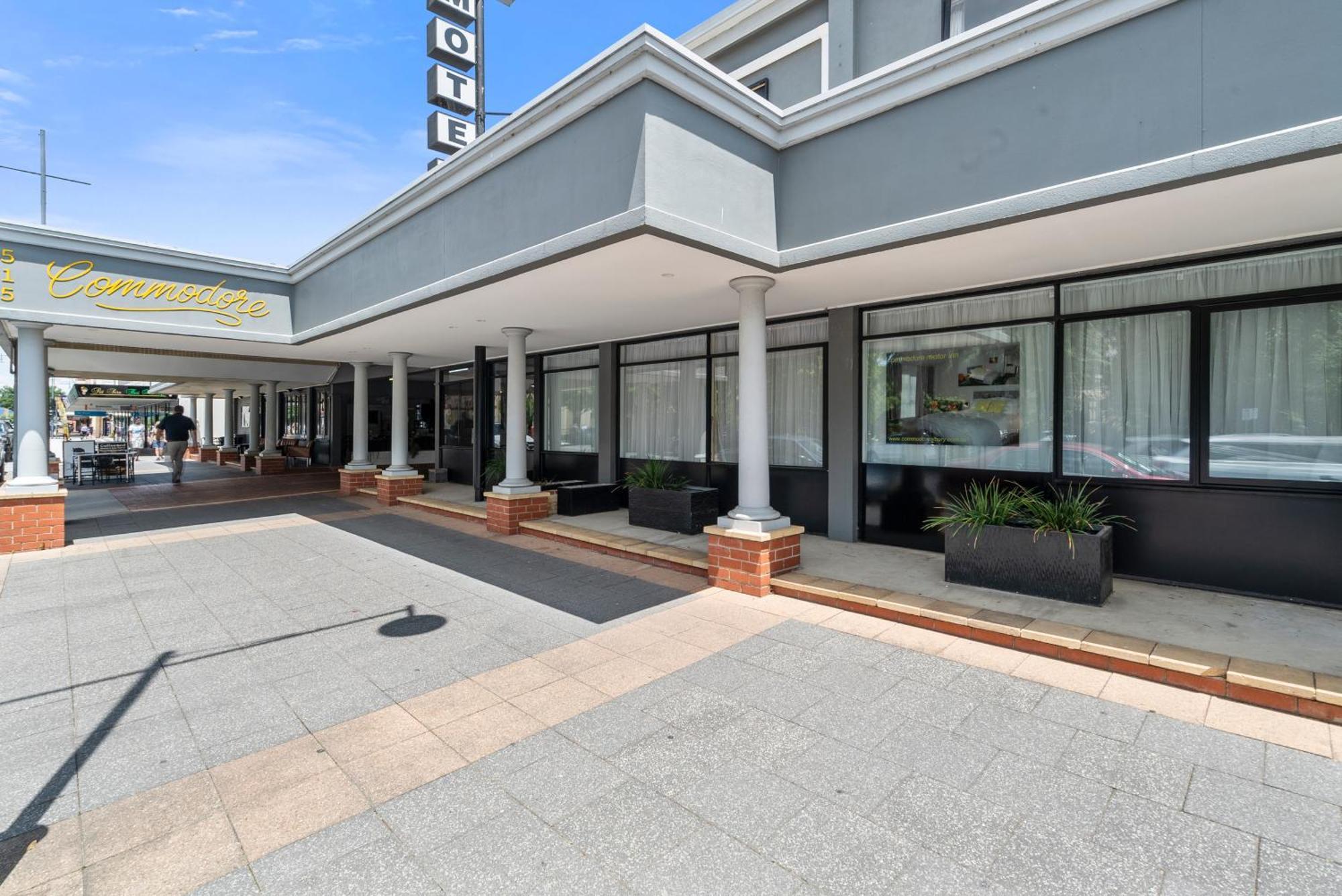 Commodore Motor Inn Albury Exterior foto