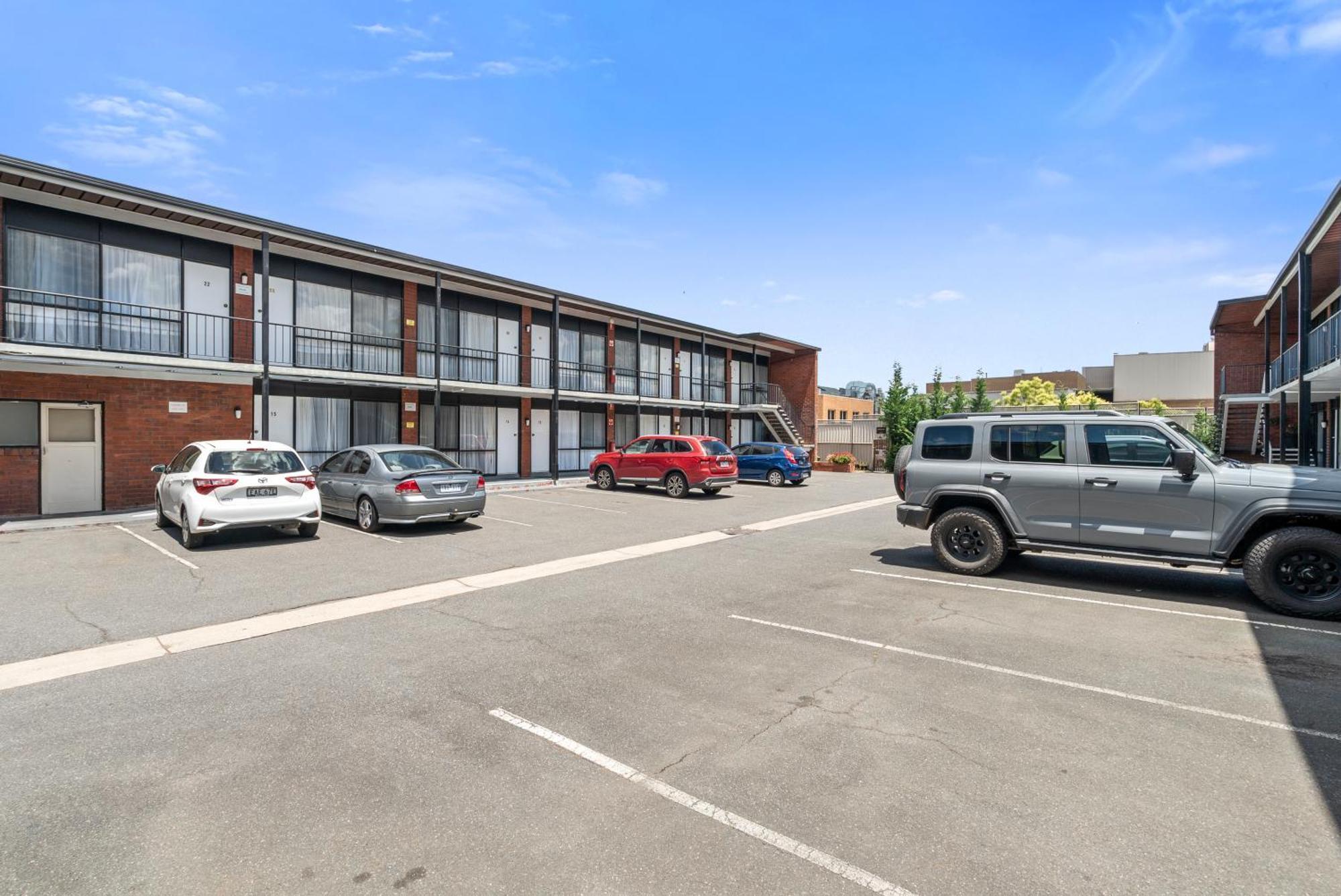 Commodore Motor Inn Albury Exterior foto